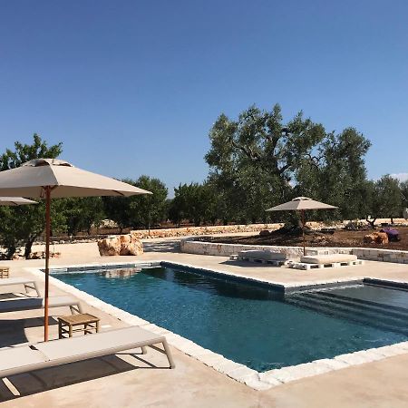 Villa Dominique Relax A Pochi Kilometri Dal Mare Carovigno Exteriör bild