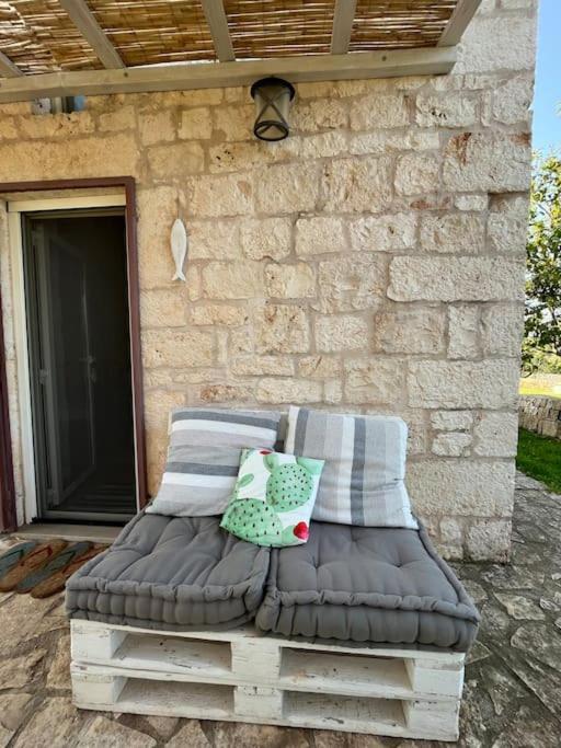 Villa Dominique Relax A Pochi Kilometri Dal Mare Carovigno Exteriör bild
