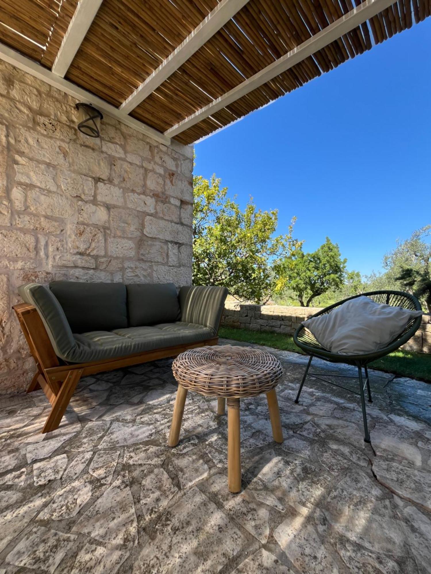 Villa Dominique Relax A Pochi Kilometri Dal Mare Carovigno Exteriör bild